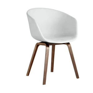 HAY About a Chair AAC 23 eetkamerstoel gelakt walnoot Linara 311