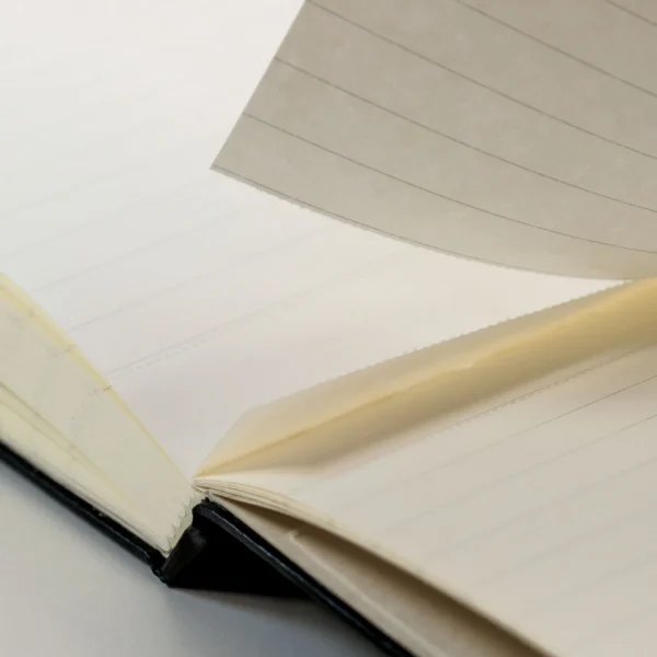 Leuchtturm1917-Notebook-Reporter-Notepad-5.jpgv1718953358 Leuchtturm1917 - Notebook - Reporter Notepad - Lilac