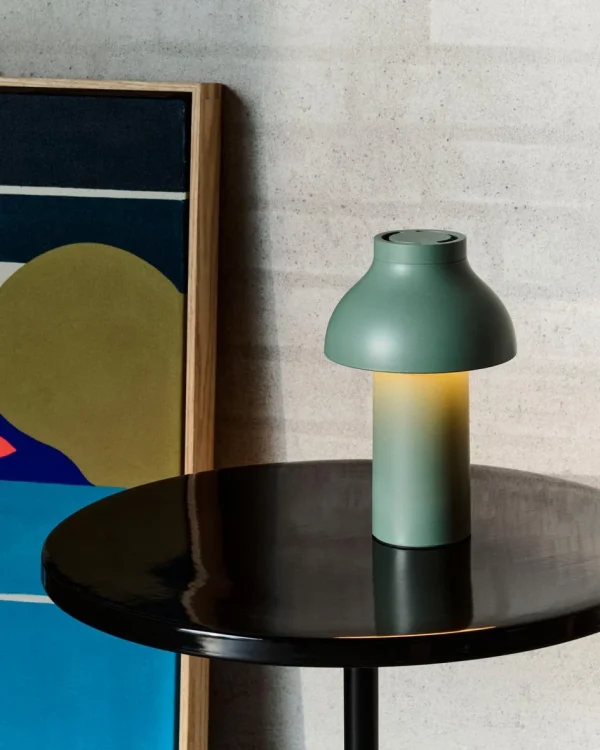 PC_Portable_fall_green_Pyro_Coffee_Table_black.jpgv1737725000 HAY PC Portable Lamp No2 Soft Mint